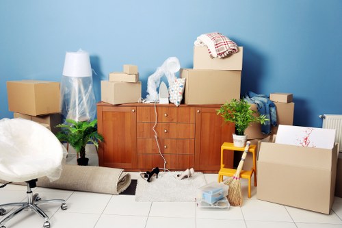 Residential moving support for a South Kensington apartment or townhouse