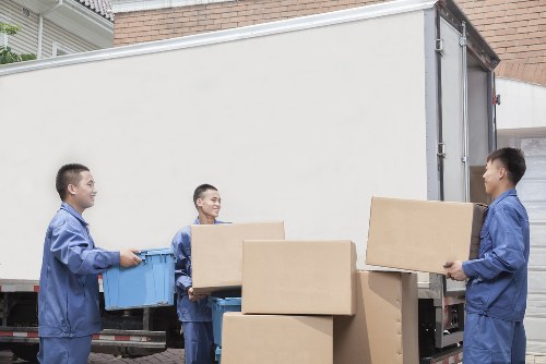 Local moving van near South Kensington apartment buildings