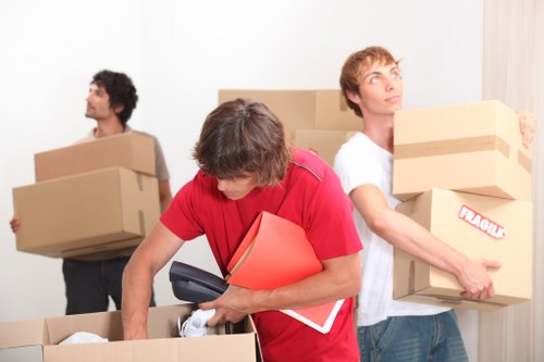Reliable Man With Van South Kensington service supporting local moves